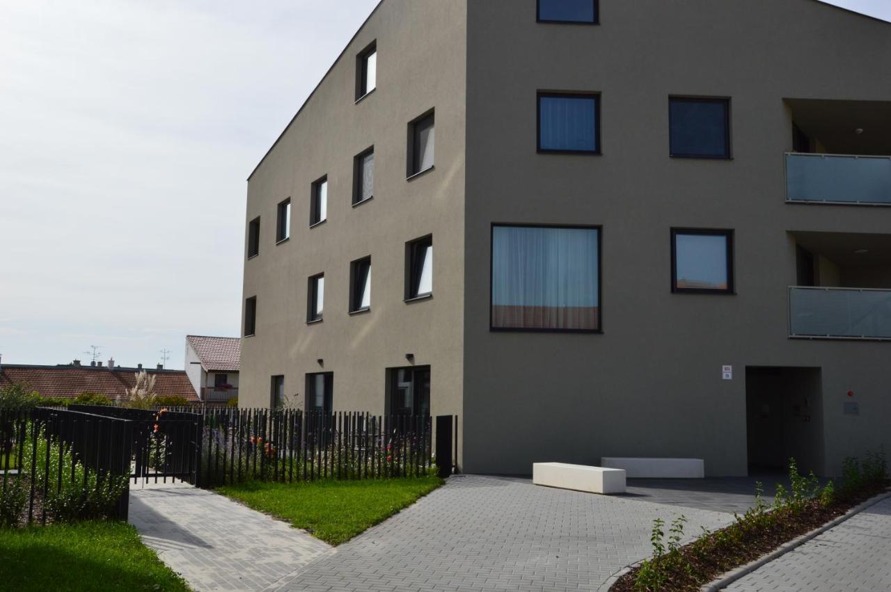 Palm Garden Apartment 1 Mikulov Eksteriør billede