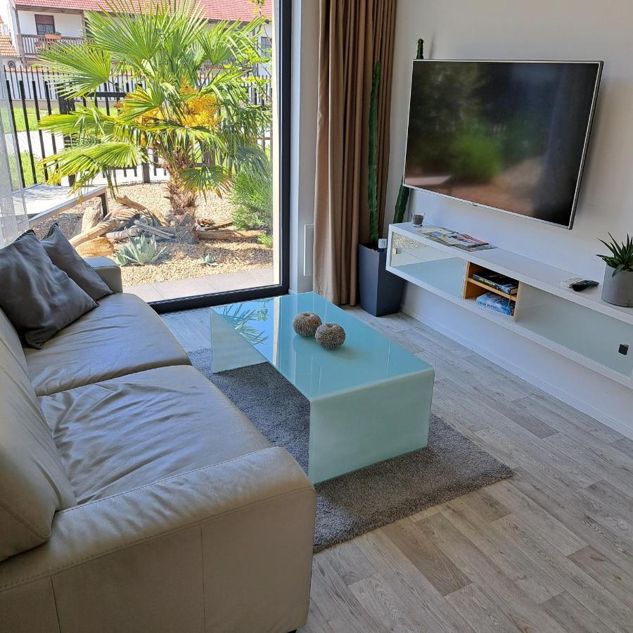 Palm Garden Apartment 1 Mikulov Eksteriør billede